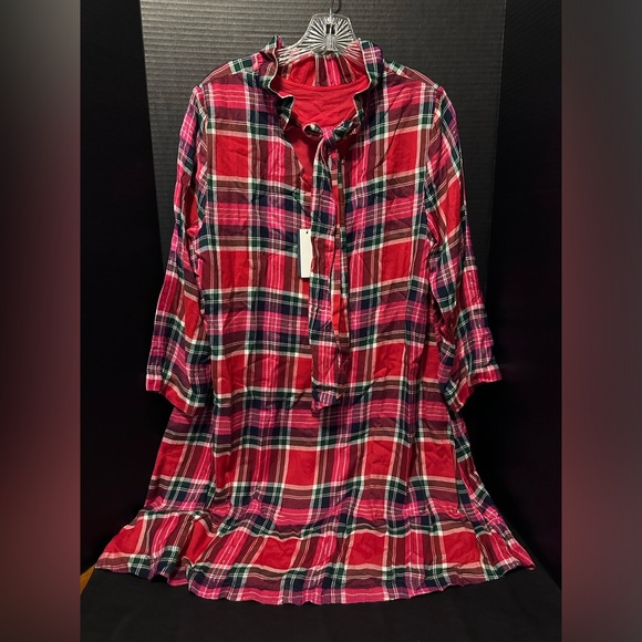 crown & ivy Other - Crown & Ivy Red Black Plaid Holiday Event Pajamas PJs Size L